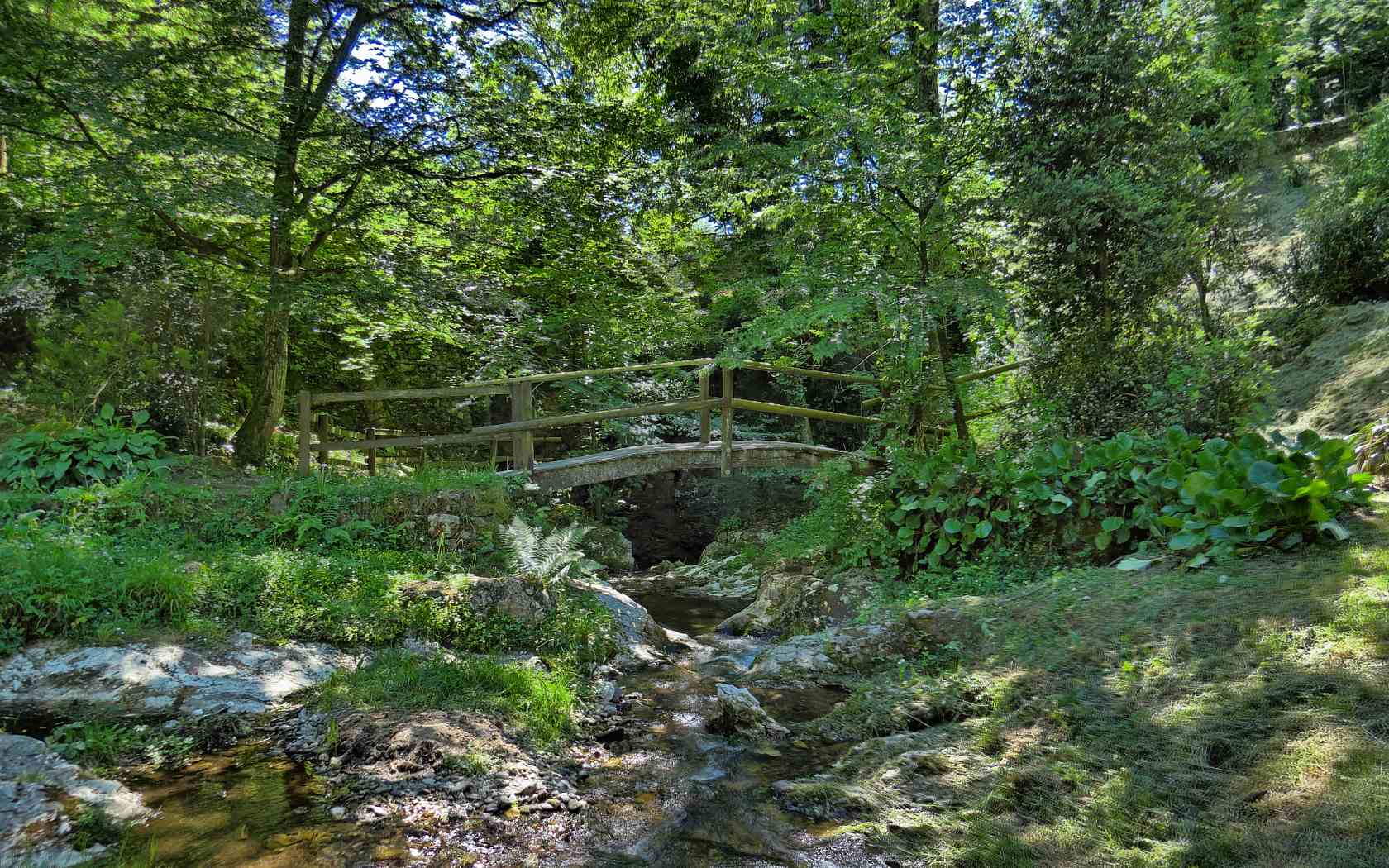 Il Giardino delle Grotte di Ara
